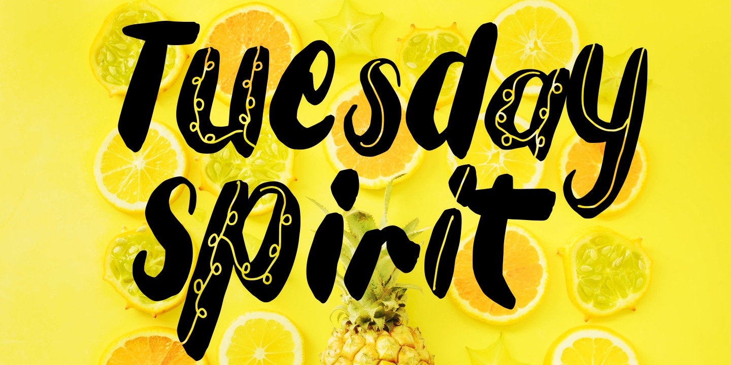 Beispiel einer Tuesday Spirit Regular-Schriftart